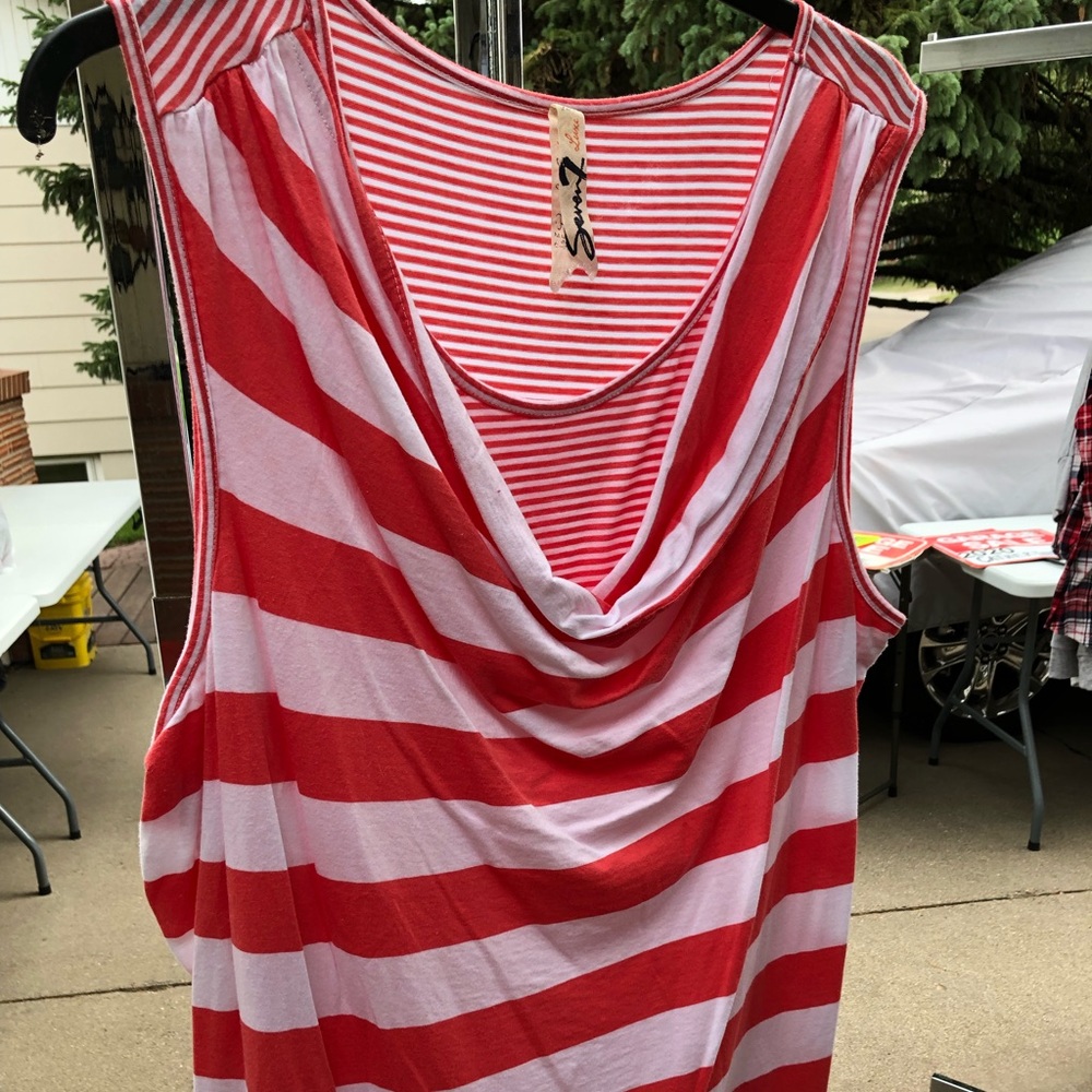 Plus Size Women’s Dressy Tank (Size 22/24)